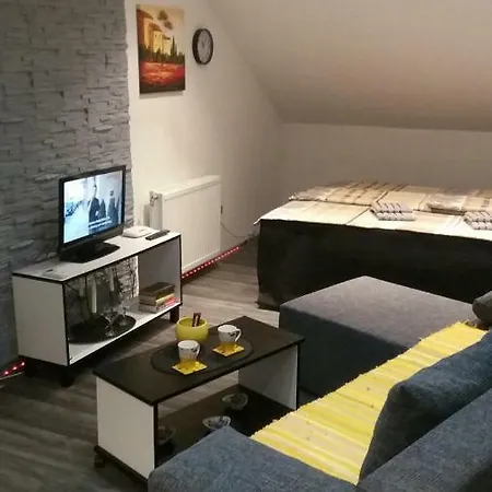 Apartment Happy House *